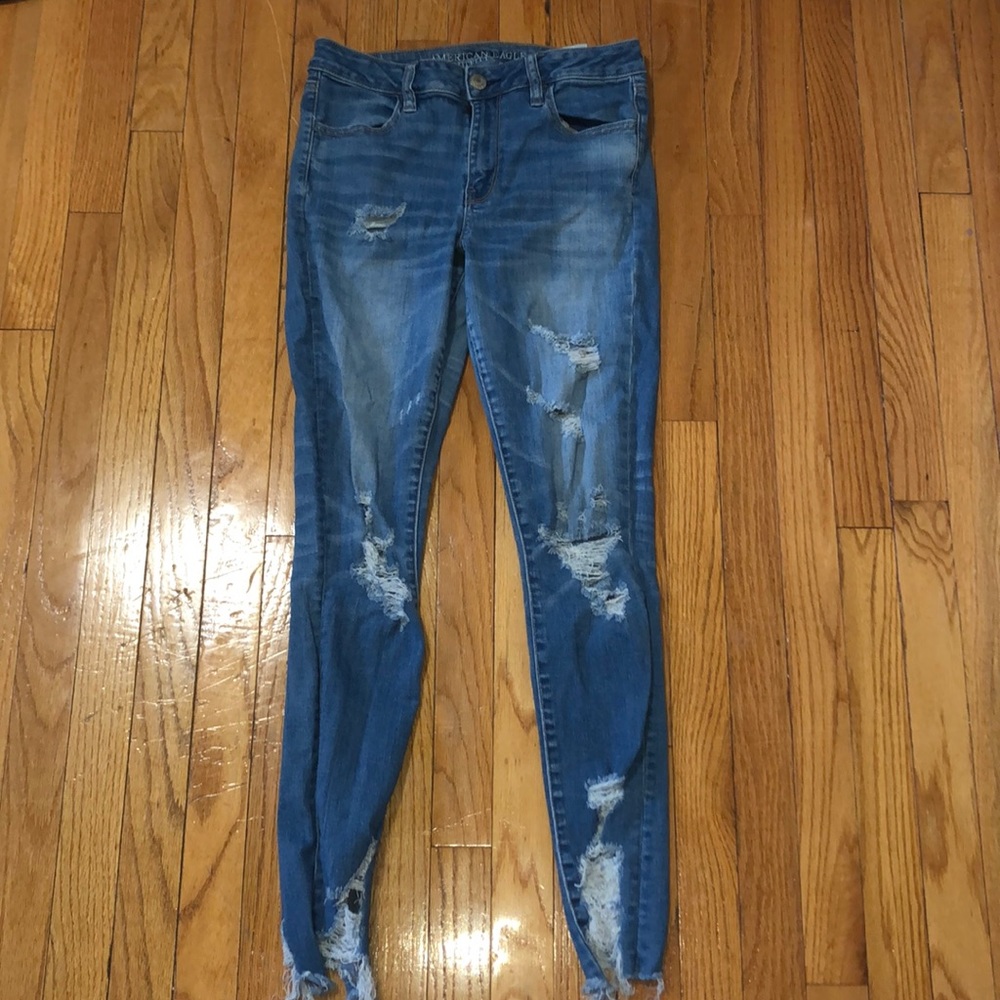 American Eagle High Rise Distressed Jeggings
